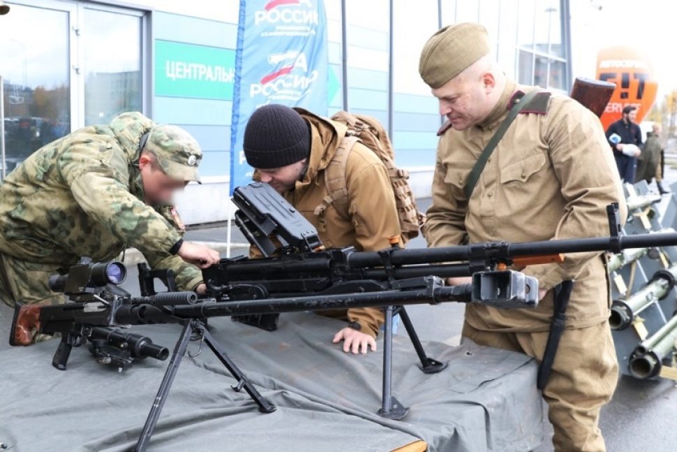 Военнослужащие Росгвардии провели в Архангельске масштабное спортивно-патриотическое мероприятие